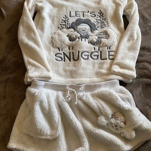 La Vien Rose Pajama Set